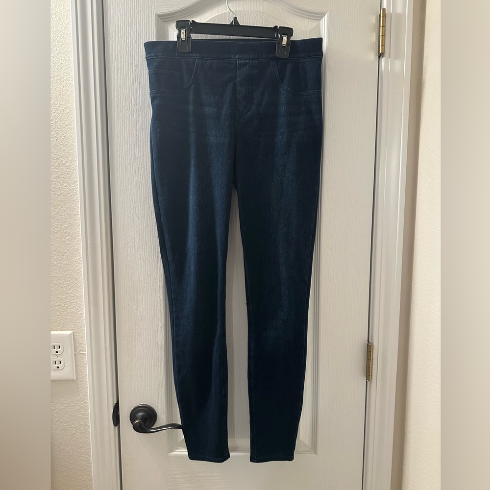 Spanx Jean-ish leggings.